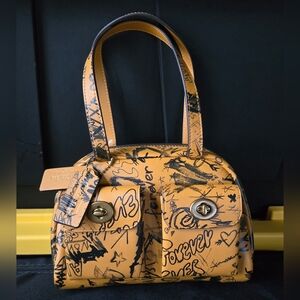 Coach Twin Turnlock 20